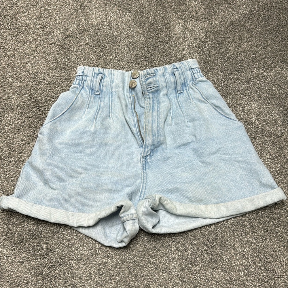 5/$25 Zara Paper Bag Shorts High Waist Size 2